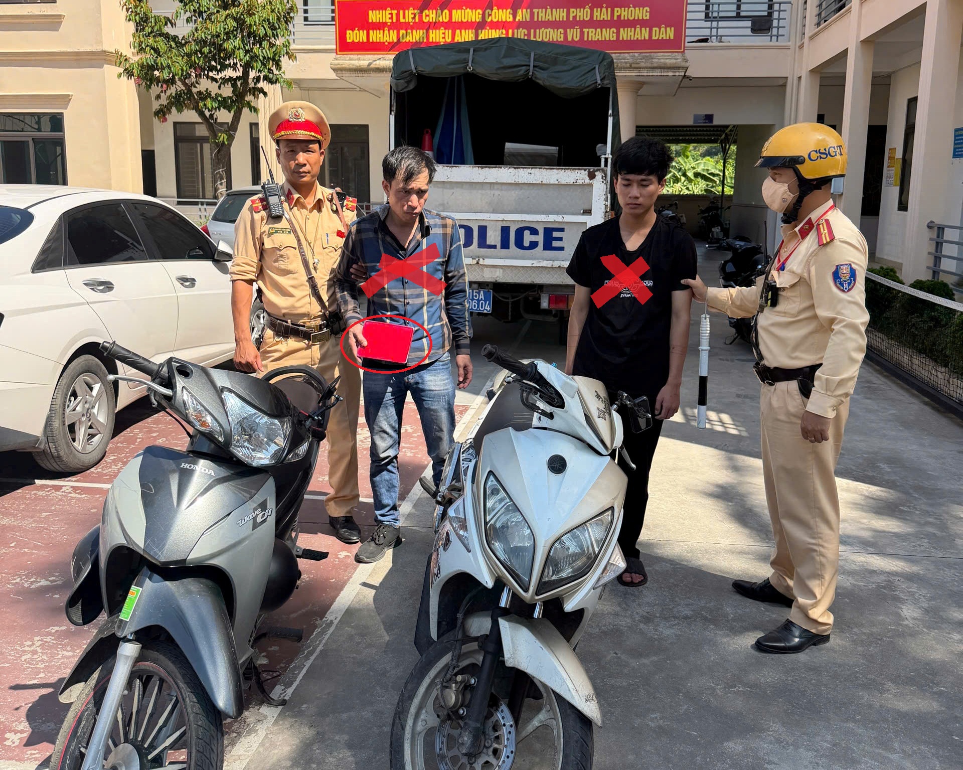 Trạm Cảnh sát giao thông An Hưng (Phòng Cảnh sát giao thông): Bắt giữ 2 đối tượng trộm cắp xe máy
